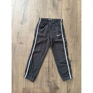 Nike Therma-Fit Grey Sweatpants Joggers With Pockets Boys Size 7